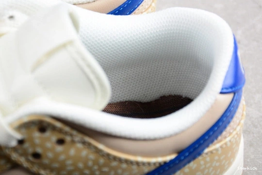 Montreal DZ4853-200 Sesame Low Nike Bagel Dunk 1019